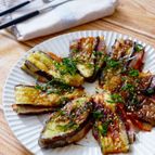 とろける食感と香ばし醤油が最高！ナスの和風ベーコンチーズ焼き