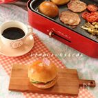 ホットプレートで「みそマヨ野菜バーガー」