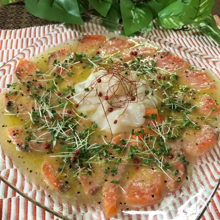 爽やかソース ホタテとサーモンのカルパッチョ By スパイス料理研究家 Kumiko レシピサイト Nadia ナディア プロの料理家のおいしいレシピ