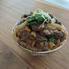 しぃの作ってみた!投稿(中落ちカルビのちょい煮込み牛丼)
