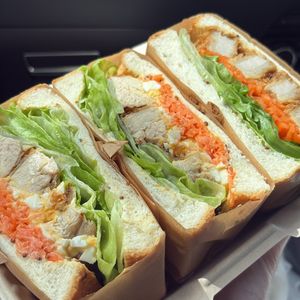こっちゃんの作ってみた!投稿(ボリュームたっぷり◎照りマヨチキンサンド)
