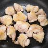 ぷりぷり鶏肉と蓮根の🤭💕とろとろ油淋鶏ソース炒め🍚の工程5