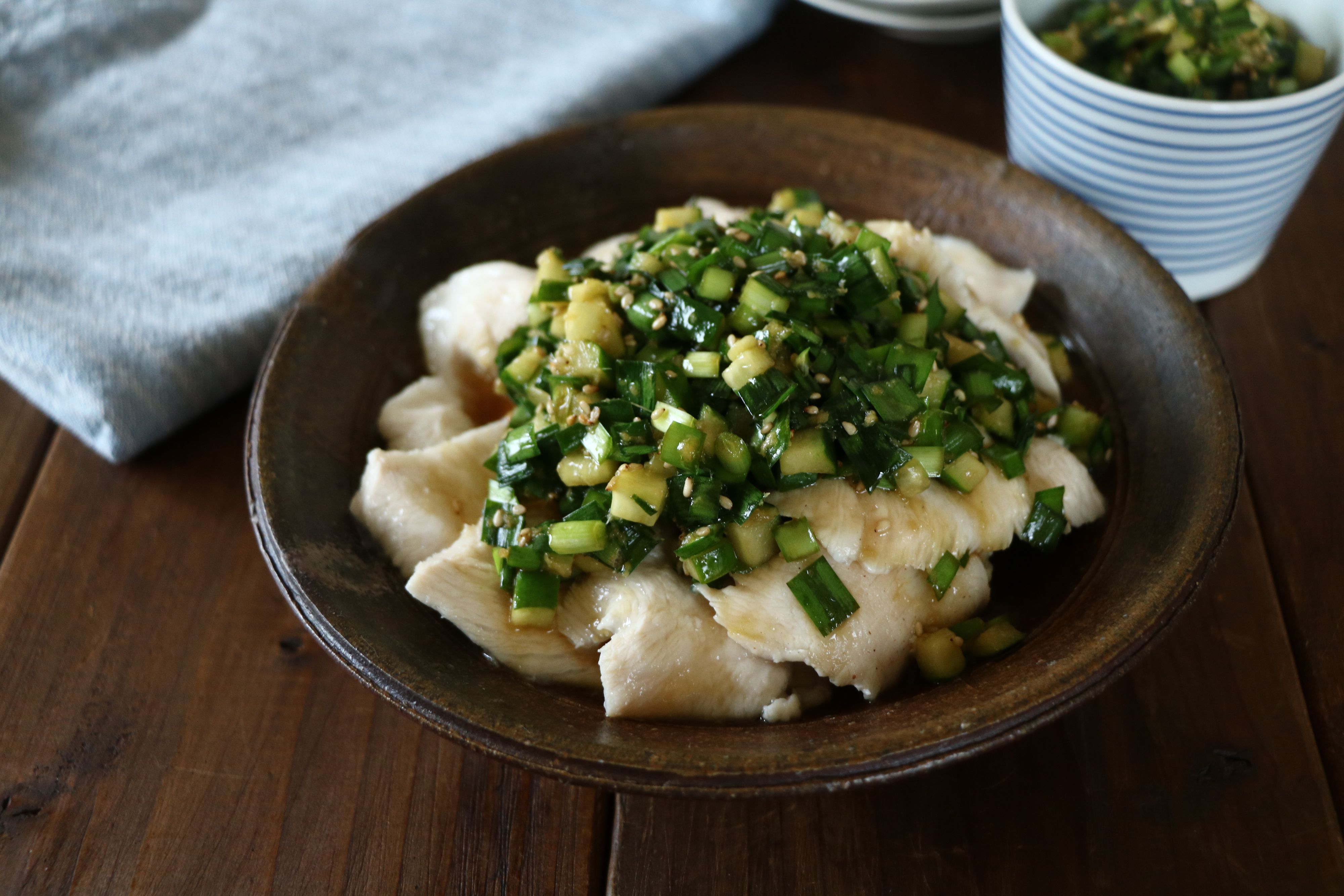 しっとり鶏むね肉のしゃぶしゃぶ ニラときゅうりの生姜だれ レシピサイト Nadia ナディア プロの料理家のおいしいレシピ
