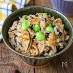 栄養満点！だし香る♡【ひじきときのこの具沢山炊き込みご飯】