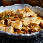 ひと口でハマる。白飯が止まらない『麻婆白菜豆腐』