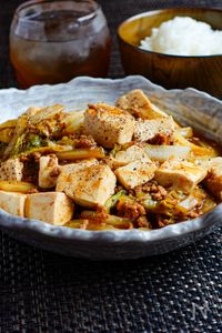 ひと口でハマる。白飯が止まらない『麻婆白菜豆腐』
