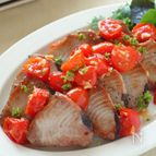 ごろごろトマトソースのカツオステーキ