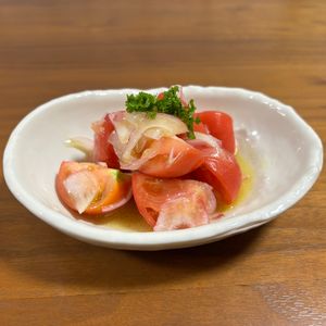 こむぎの作ってみた!投稿(【食べる美容サプリ】トマトと紫玉ねぎのいたわりマリネ)