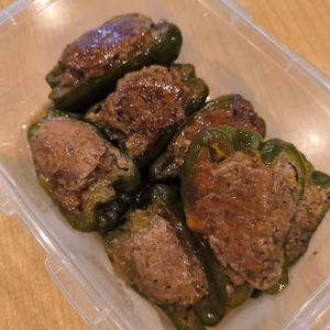 1074129の作ってみた!投稿(【ピーマンの肉詰めの甘辛照り焼き】裏ワザで絶対失敗なし!)