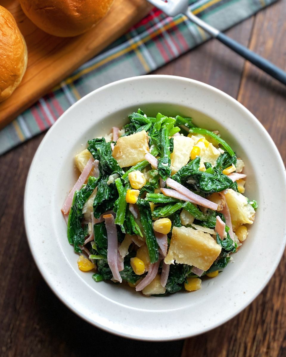 彩りほうれん草と生ハムのレシピ