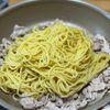 【やみつき♡︎ねぎ塩レモン豚焼きそば】爆速10分レシピ♪の工程2