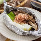 ねぎとまいたけのホイル焼き。白だしで簡単！野菜のおつまみ♪