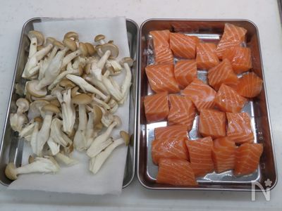 お弁当やおつまみに 鮭としめじのカレーケチャップ炒め By 佐藤 加奈子 Kaana57 レシピサイト Nadia ナディア プロの料理家のおいしいレシピ