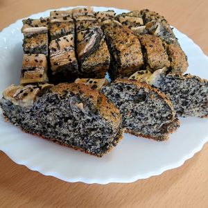 まゆのの作ってみた!投稿(バナナの甘みだけ♪黒ごまバナナケーキ【砂糖・乳なし】)