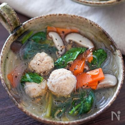 【主役になるスープ】肉団子と春雨の塩麹スープ