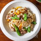 豚こまと蓮根とししとうの甘辛蒸し焼き炒め
