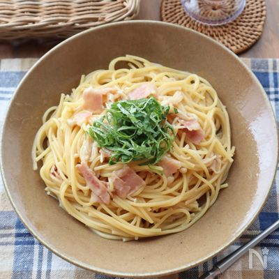家族が大絶賛♡えのきとベーコンの青じそバター醤油パスタ