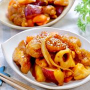 秋に食べたい♪『さつまいもと蓮根の酢鶏』