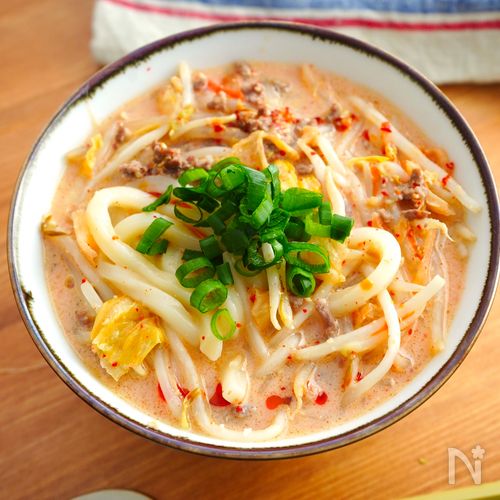 もやしとキムチの豆乳担々うどん【包丁要らず♪旨辛レシピ】