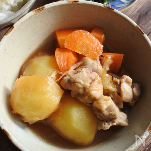【長ネギが良い仕事してます♪】鶏肉じゃが