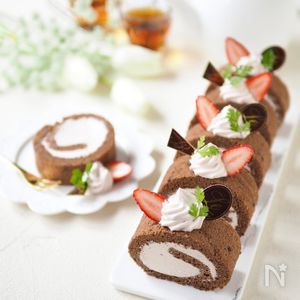 市販のアイスで鬼ラクな、チョコロールケーキ | レシピサイトNadia