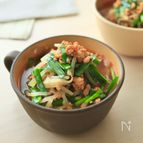 辛うま！豚ニラもやしのピリ辛スープ