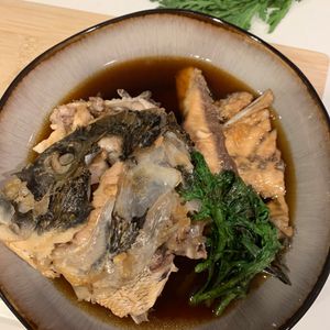 ぐ〜たら子の作ってみた!投稿(鯛のあら煮つけ)