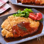 【BIGチキンカツレツ】鶏むね肉１枚で♪簡単デミソースがけ