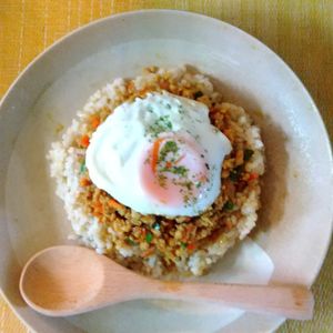 チョロリスの作ってみた!投稿(【濃熟こく旨ドライカレー】焼肉のたれで時短簡単)