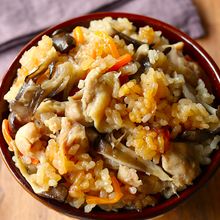 リピート確定!【鶏肉と舞茸の炊き込みご飯】甘辛味の黄金比♩