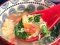 【５分でスープ】トマトとレタスとふわふわ卵の中華スープ