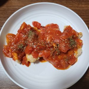 とももの作ってみた!投稿(ワンパン10分！【鶏むねチキンステーキ☆トマトガーリック】)