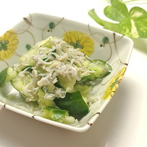 とのちゃまの作ってみた!投稿(ハマる美味しさ！きゅうりのしらす和え)