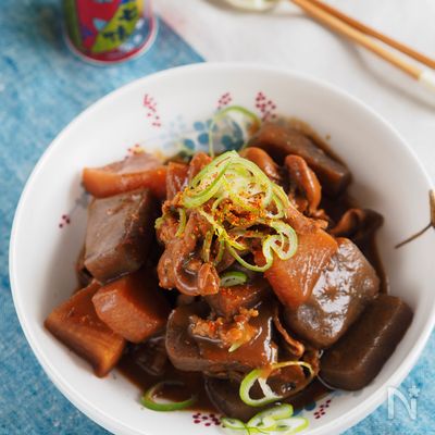 【褒められおかず】豚バラとこんにゃくのどて煮