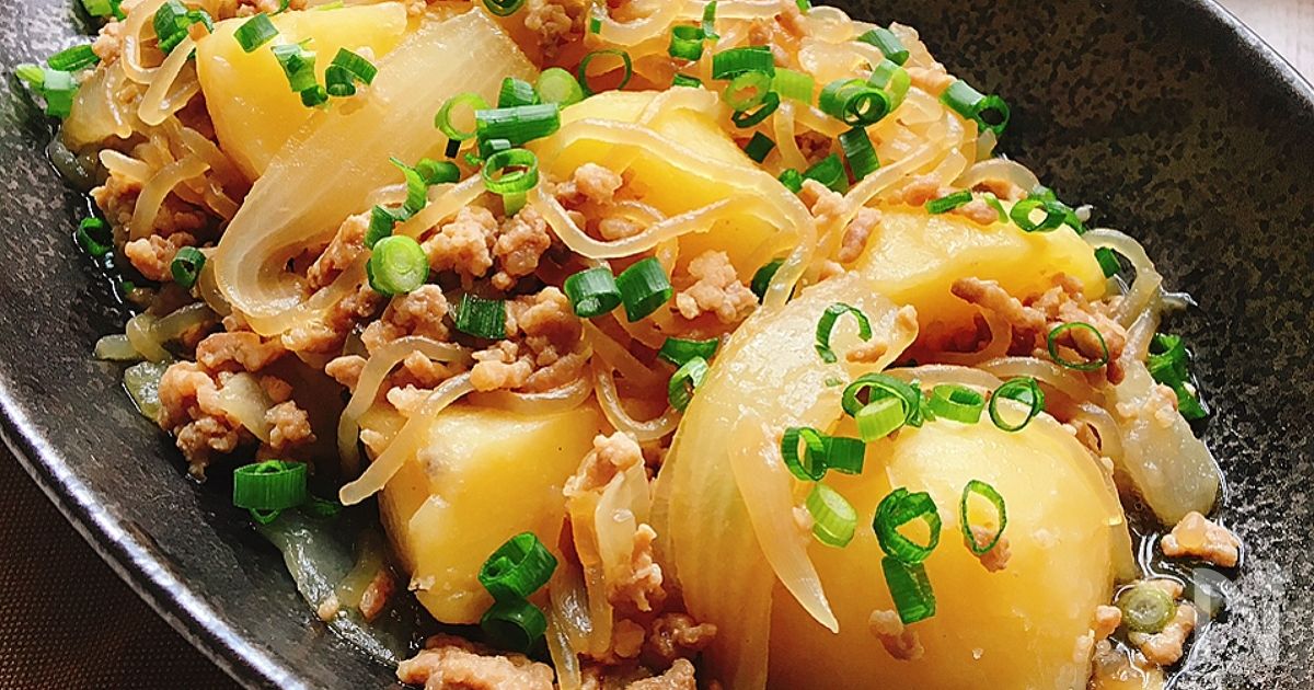 新じゃがいもと豚ひき肉のそぼろ煮 | レシピサイトNadia