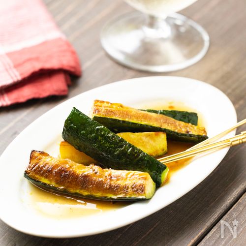 焼いて漬けるだけ【やみつきズッキーニ】