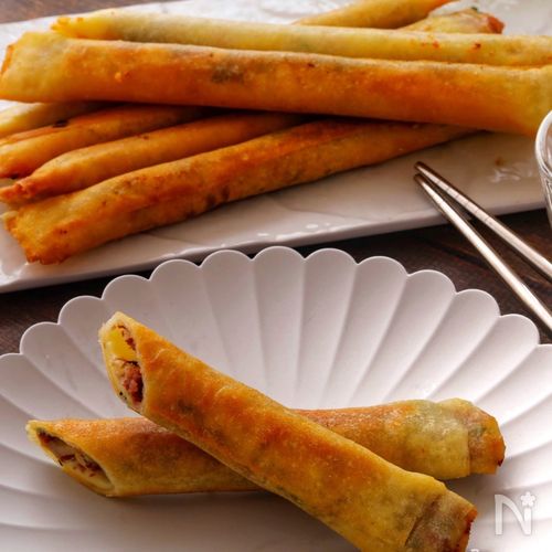 にらたっぷり!コンビーフチーズのスティック春巻き