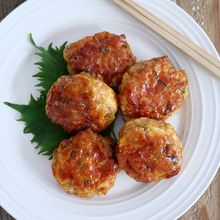 冷めてもふっくら柔らか!【はんぺんの照り焼きつくね】