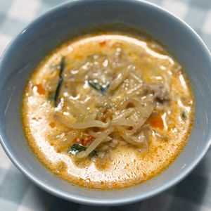 まりの作ってみた!投稿(【こく旨♡もやしの豆乳ごまみそ担々スープ】飲みほす絶品スープ)