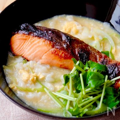 【リセット飯に♪焼き鮭ぞうすい】暴飲暴食の食べ疲れに