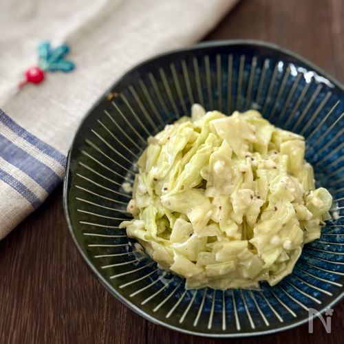 材料ふたつで副菜！《キャベツと卵のタルタルマスタードサラダ》