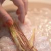 即席で出来る‼︎『鯛のとろろ昆布巻き』の工程2