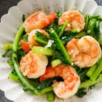 さっと炒めて完成♡『蕪の葉とエビの中華炒め』