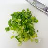 5分！包丁なし｜ちくわとメンマの黒こしょうバター炒めの工程2