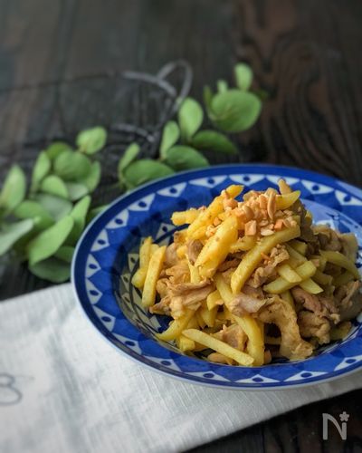 冷凍ポテトで簡単 大人気 ポテトと豚こまのカレー炒め By 松山絵美 レシピサイト Nadia ナディア プロの料理家のおいしいレシピ