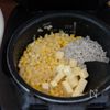 しらすとチーズ入り“とうもろこしごはん”の工程4