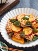 豚こまとさつまいものケチャップ酢豚【#作り置き #重ね蒸し】