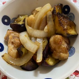 万福の作ってみた!投稿(ご飯がすすむ！【鶏むね肉となすの甘酢炒め】)