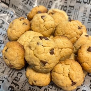 なつの作ってみた!投稿(ホットケーキミックスで簡単！チョコチップクッキー)