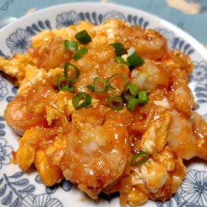 コスモスの作ってみた!投稿(5分でできる美味しい中華♡スイチリでふわとろ卵入りエビチリ)